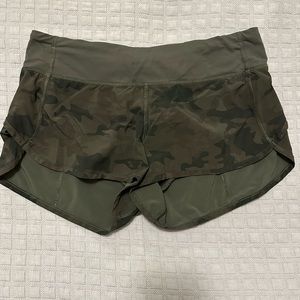 Fun camo shorts !